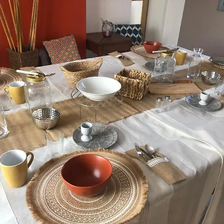 Alojamento de Acomodação e Pequeno-almoço Au Domaine Fresnois *