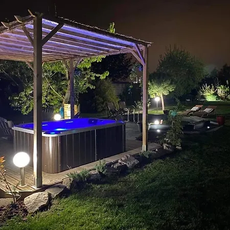 Au Domaine Fresnois Alojamento de Acomodação e Pequeno-almoço *
