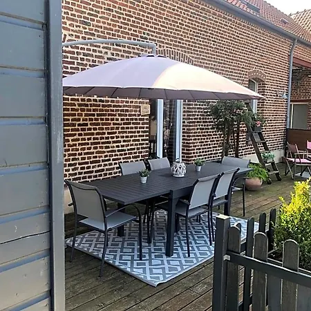 Au Domaine Fresnois Bed & Breakfast