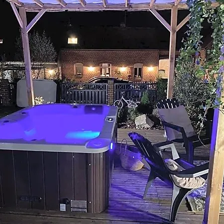 Au Domaine Fresnois Bed & Breakfast