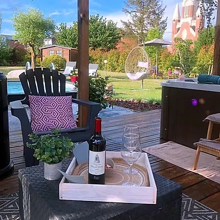 Au Domaine Fresnois فندق مبيت وإفطار 3*