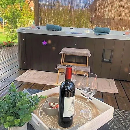 Au Domaine Fresnois فندق مبيت وإفطار 3*