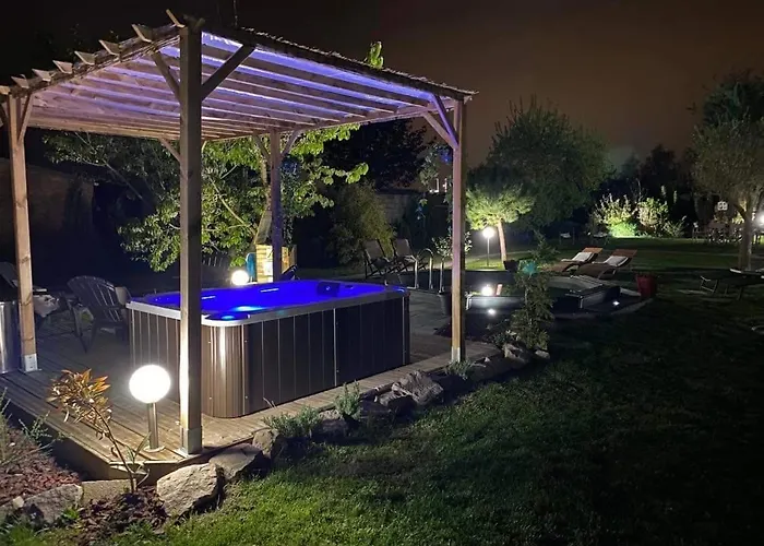 Au Domaine Fresnois Oda ve Kahvaltı 3*